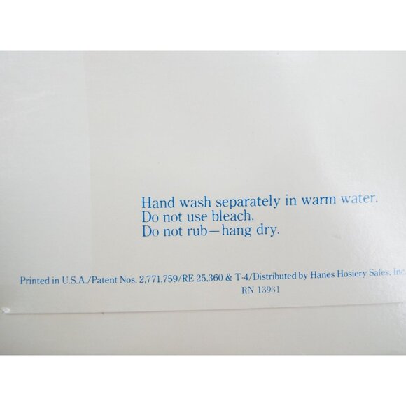 Vintage Hanes Everyday Town Taupe Sandalfoot Sheer Stretch Pantyhose Size A-B - Picture 5 of 6